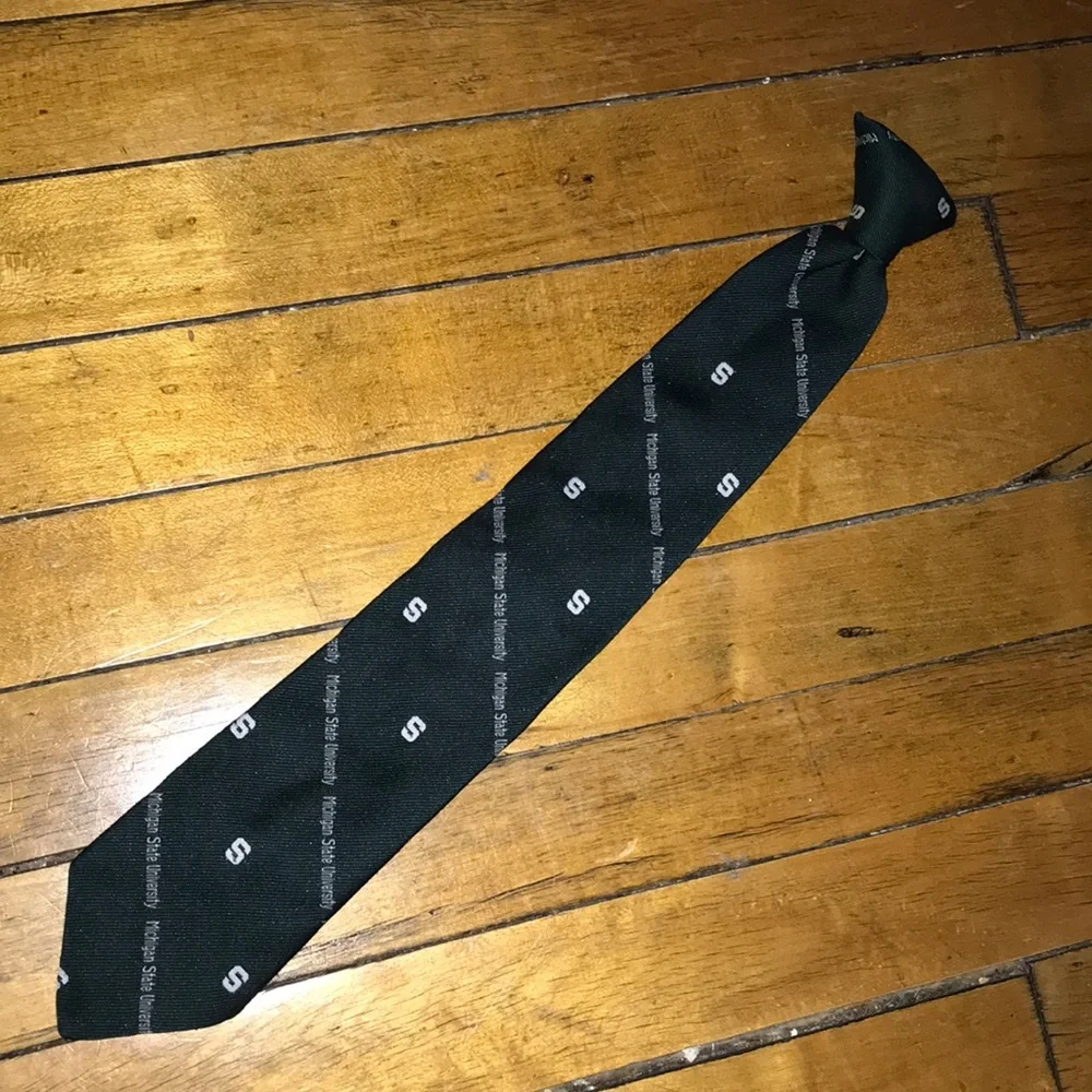Michigan‎ State Spartans Classic Black Kids Tie with Subtle Logo Pattern